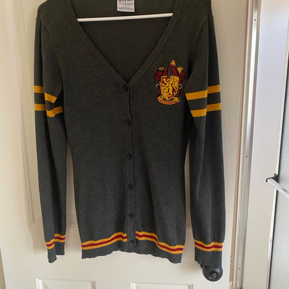 Miscellaneous items from Lele’s closet - Picture 10 of 16